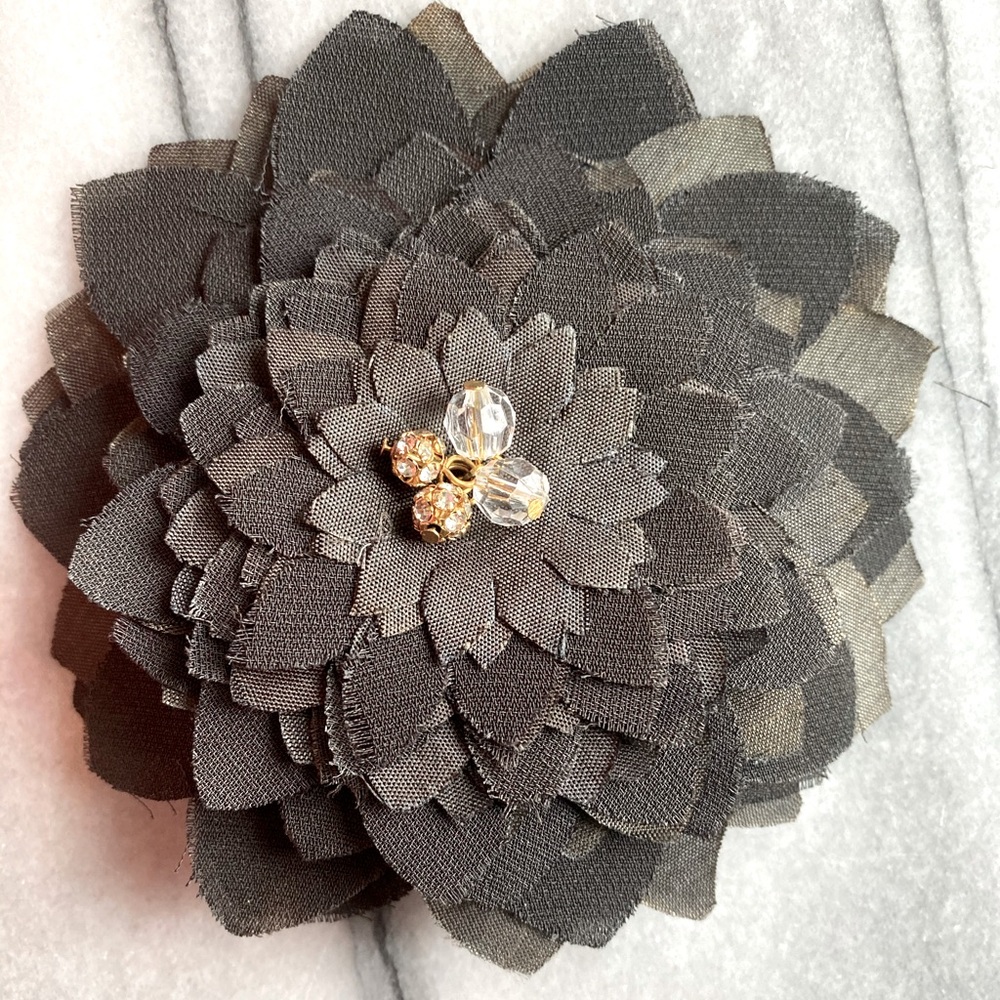 Beautiful Flower Pin/Hair clip